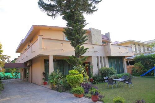 Hotel Shawnze House