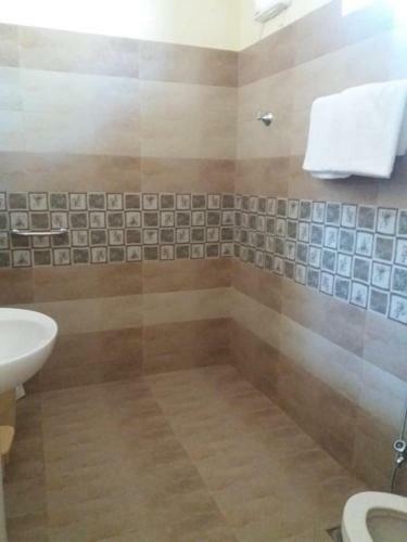 Lodge The Legacy - British Era Cottages