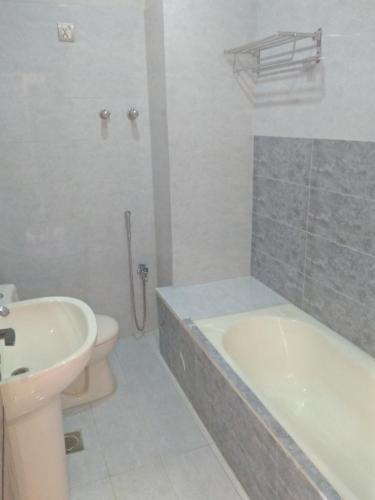 Apartamento Single Bed Room Luxary Suite (no 1)