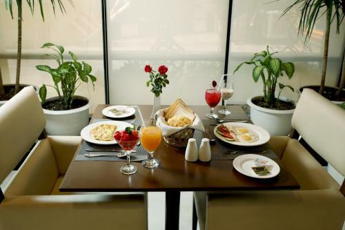 Avari Xpress Hotel Multan