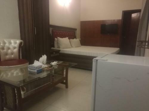 New Doves Inn Hotel ( Branch-2)