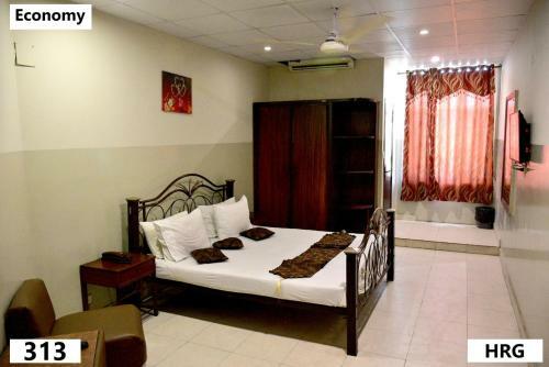 Hotel Royal Gardens Lahore