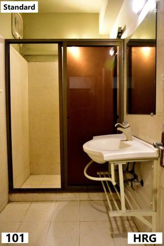 Hotel Royal Gardens Lahore