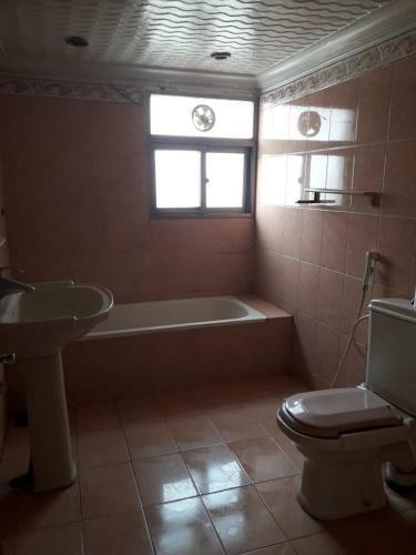 Hostal Travis Luxury Guest House