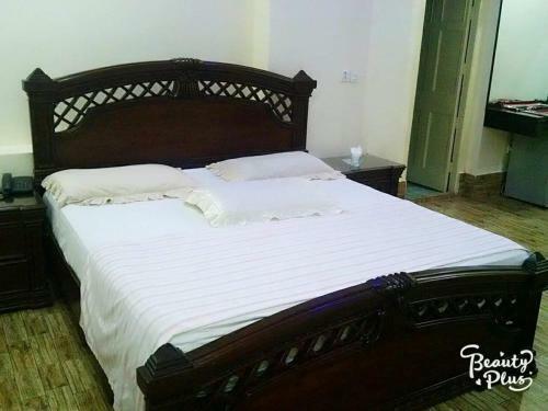 Hostal Rehaish Inn