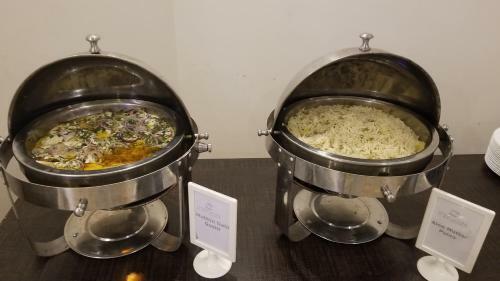 Zifan Hotel & Suites