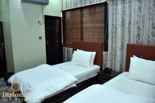 Posada Diplomat Inn Hotel