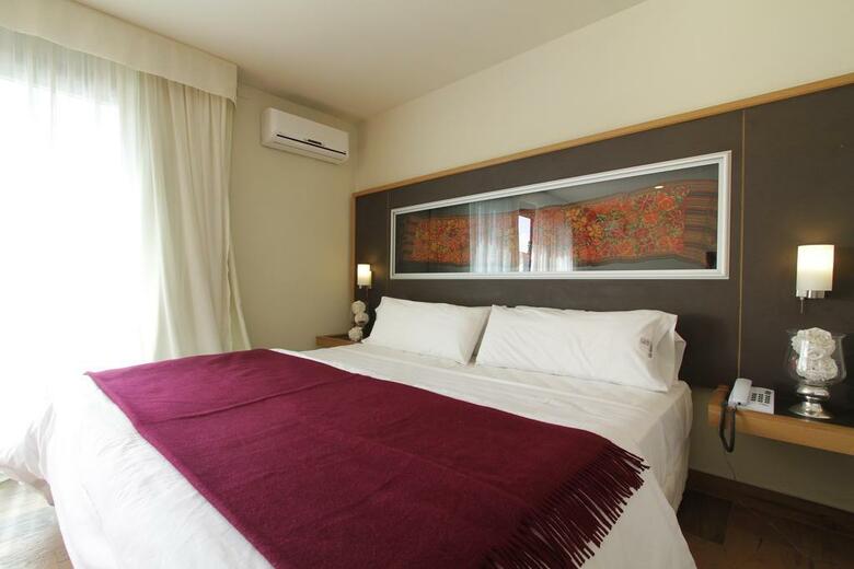 Plaza Paradiso Petit Hotel