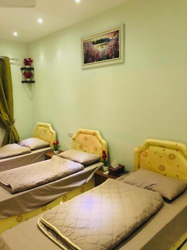 Hostal Samt Guest House