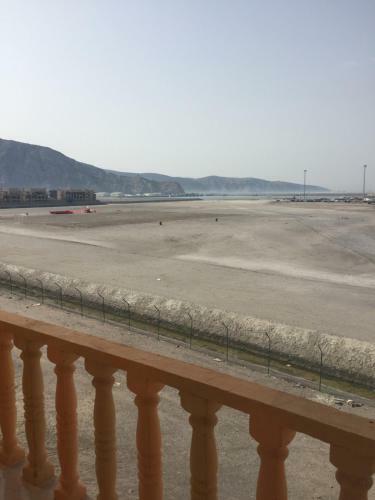 Kamzar Beach Furnished Apartments