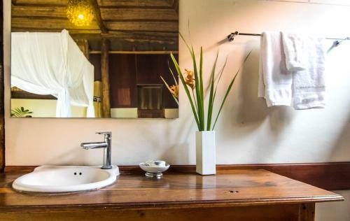 Hostal Caba�as Marsella