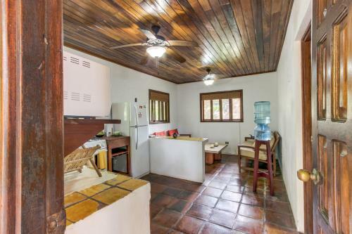 Redonda Bay Cozy Casita
