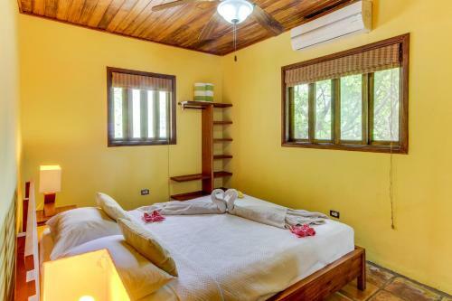 Redonda Bay Cozy Casita