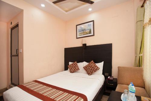 Oyo 483 Hotel Atithi Home