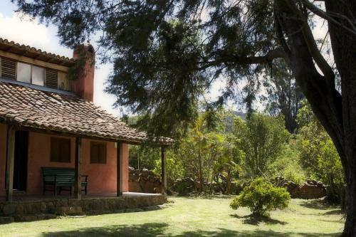 Hostal R�quira Silvestre Lodge