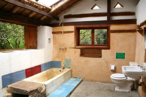 Hostal R�quira Silvestre Lodge