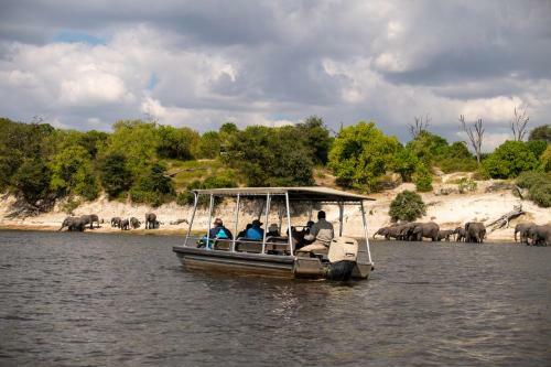 Ichingo Chobe River Lodge