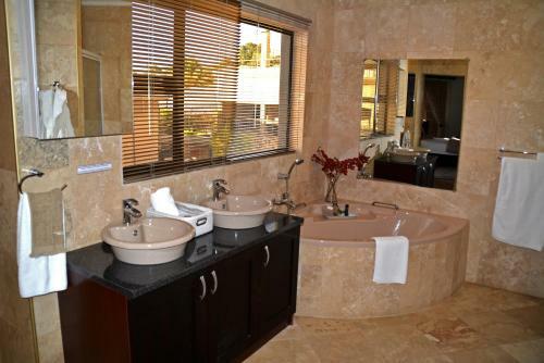 Burg's View Boutique Hotel