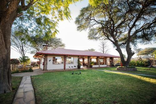 Hostal Dornhuegel Guest Farm