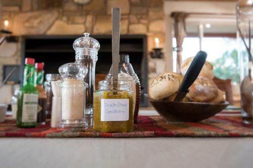 Hostal Dornhuegel Guest Farm