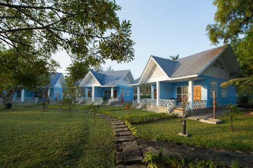 Hotel Azura Beach Resort