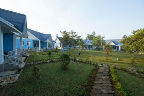 Hotel Azura Beach Resort