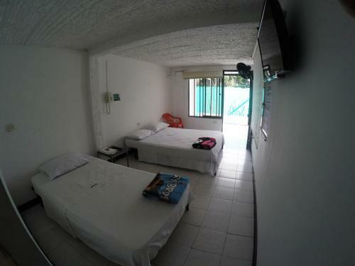 Sky Club Eco Hotel