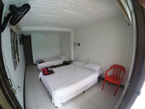 Sky Club Eco Hotel