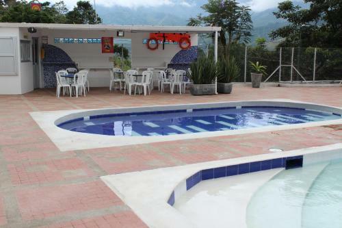 Sky Club Eco Hotel