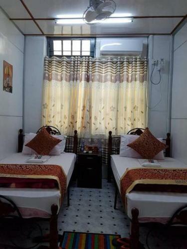 Hostal Best House Guest House