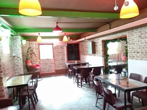 Nway Htway Yeik Motel