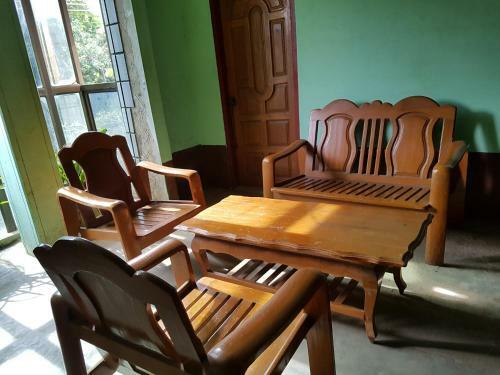 Hostal Swe Mon Chit Guest House-burmese Only
