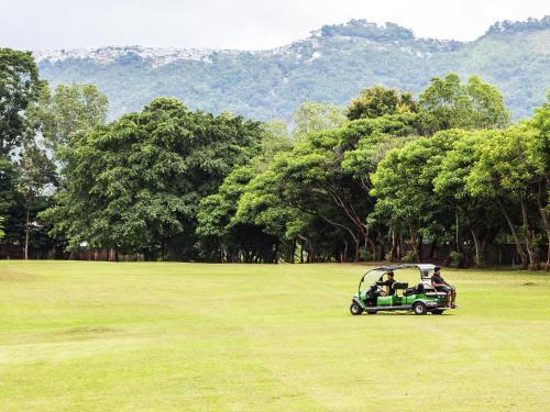 Hotel Aye Thar Yar Golf Resort