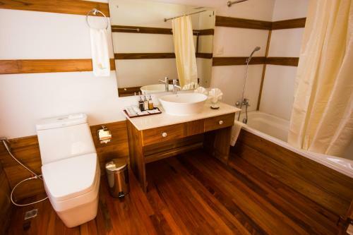 Hotel Royal Nadi Resort