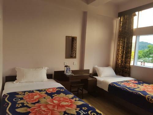 Mogok Motel - Burmese Only