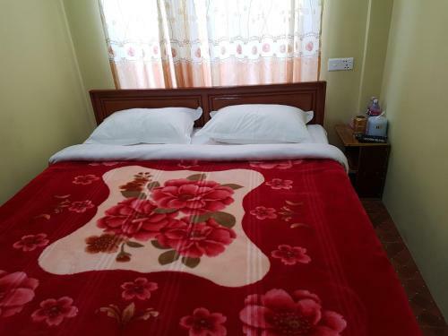 Hostal Sakura Moe Guest House - Burmese Only