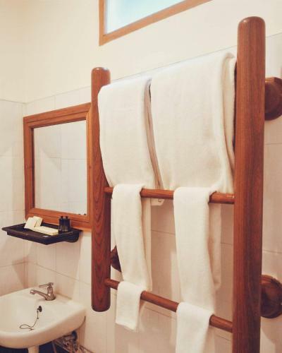 Hostal Six Stars Guest House