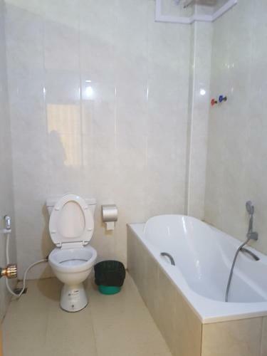 Hostal Kaung Sett Paing Guest House - Burmese Only