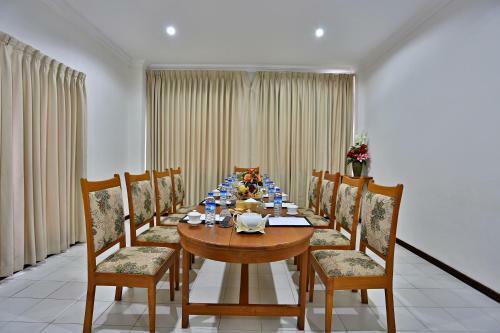 Posada Shwe Pyi 115 Miles