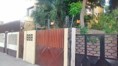 Marien Ngouabi Serviced T0 Chalet