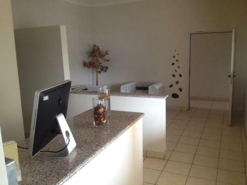 Bed & Breakfast Travellers Inn
