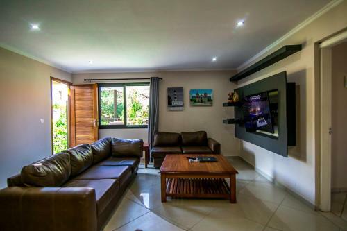 Hotel Ossanzaia Bilene Lodge