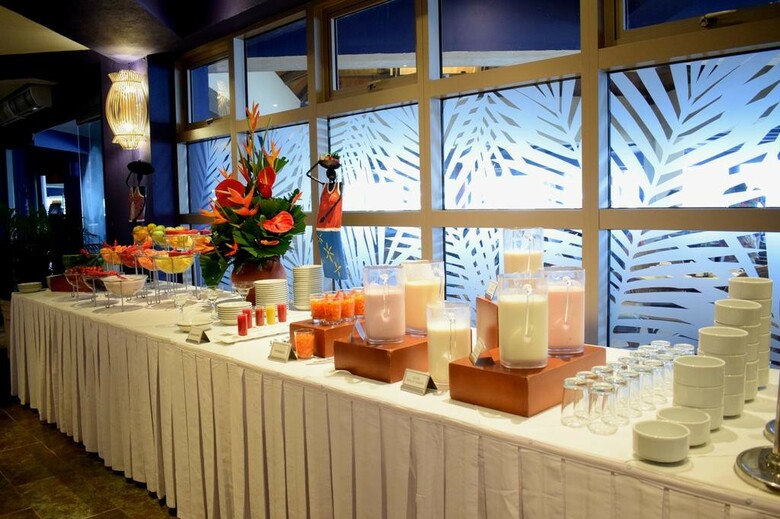 Hotel Zuana Beach Resort