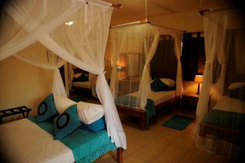 Kwalala Lodge