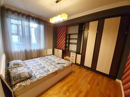 Rent Lux Apartment In Chisinau