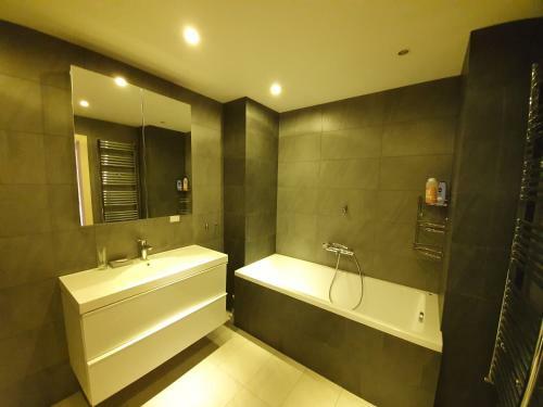 Rent Lux Apartment In Chisinau