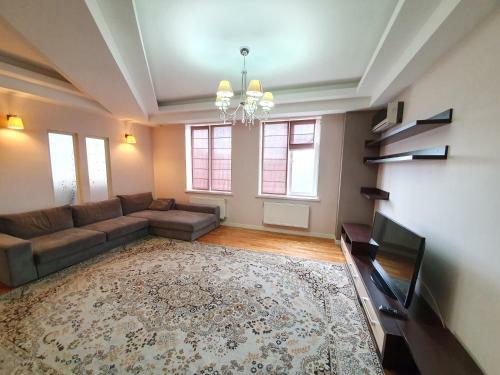 Rent Lux Apartment In Chisinau