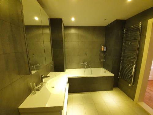 Rent Lux Apartment In Chisinau