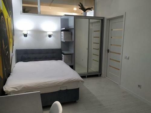 Main Street Sky House Two Bed Room Apartment