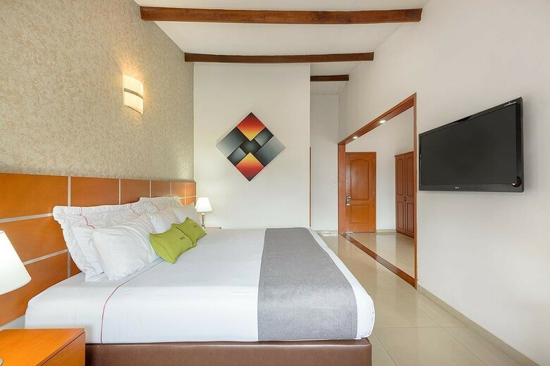 Optimum Hotel